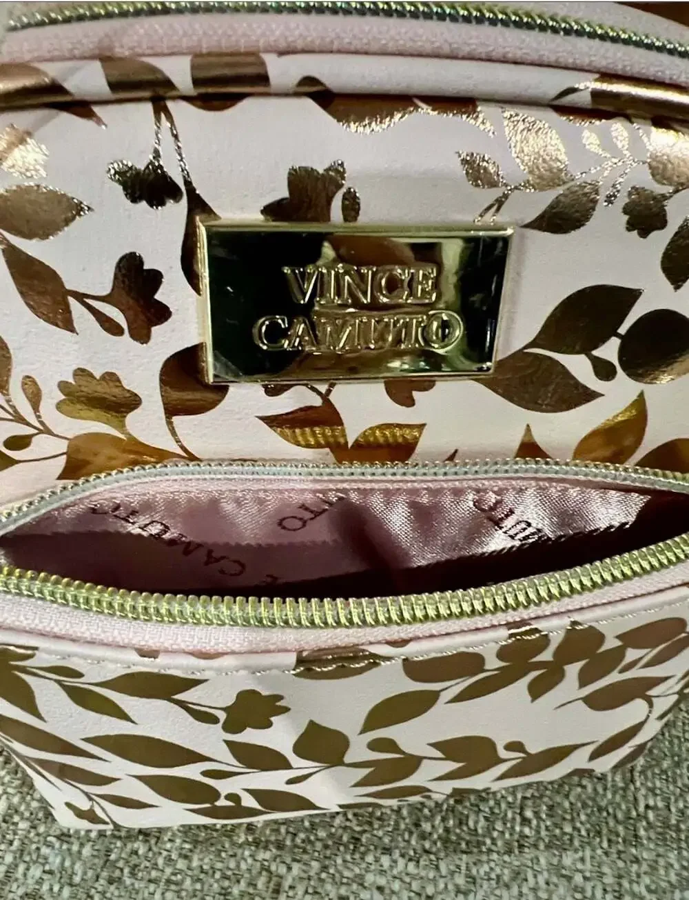 Vince Camuto Floral Print Cosmetic Bag Set